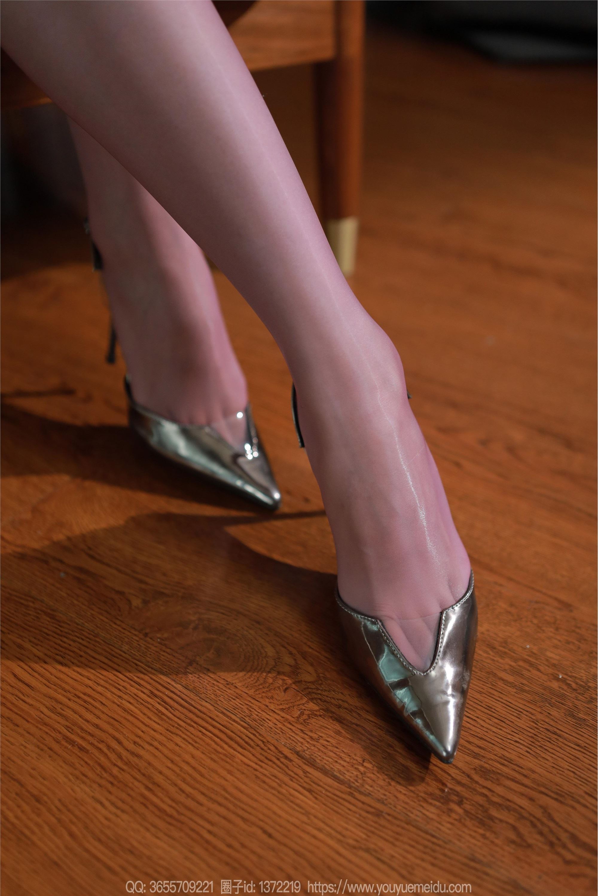 IESS异思趣向  2024.07.18 丝享家 1797 小九《闪亮的红》